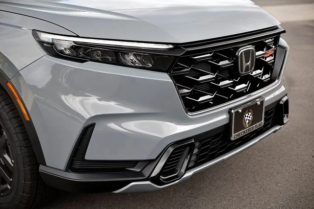 New 2026 Urban Gray Pearl Honda TrailSport image 18