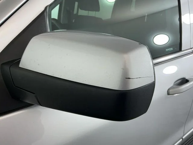 Used 2018 Quicksilver Metallic GMC SLE image 9