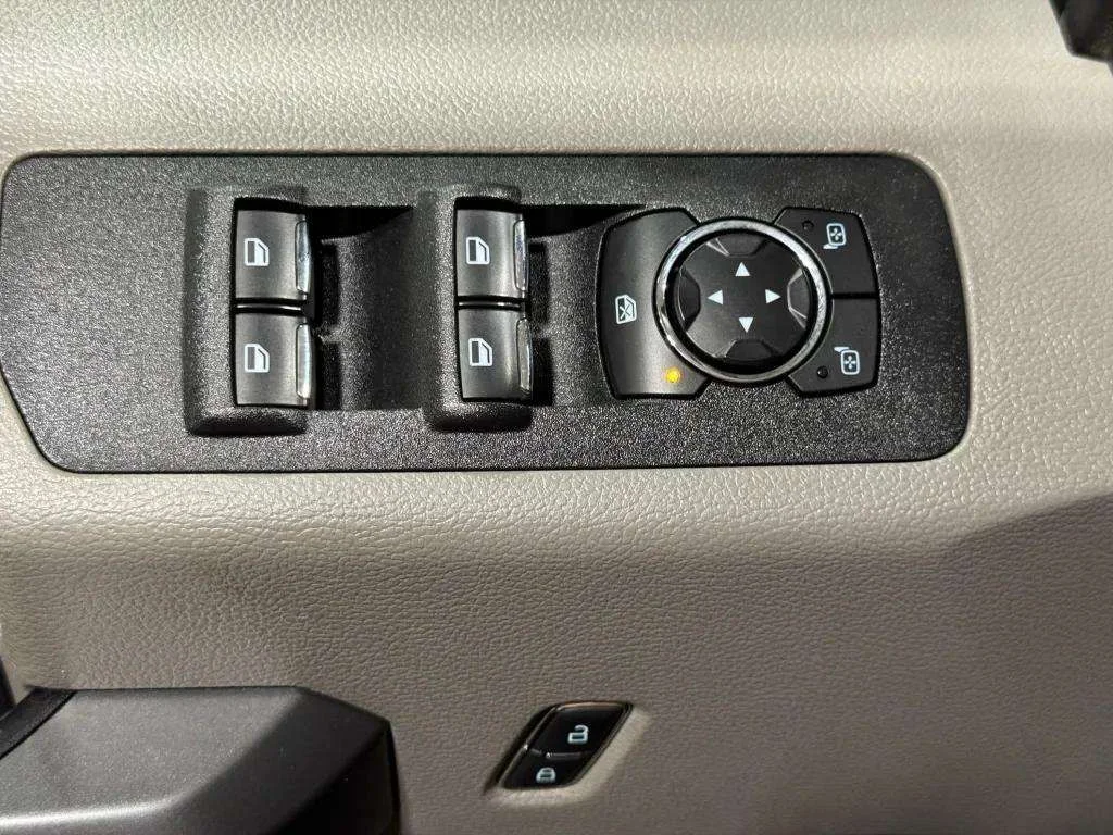 2018 Ford F-150 XLT - Photo 18