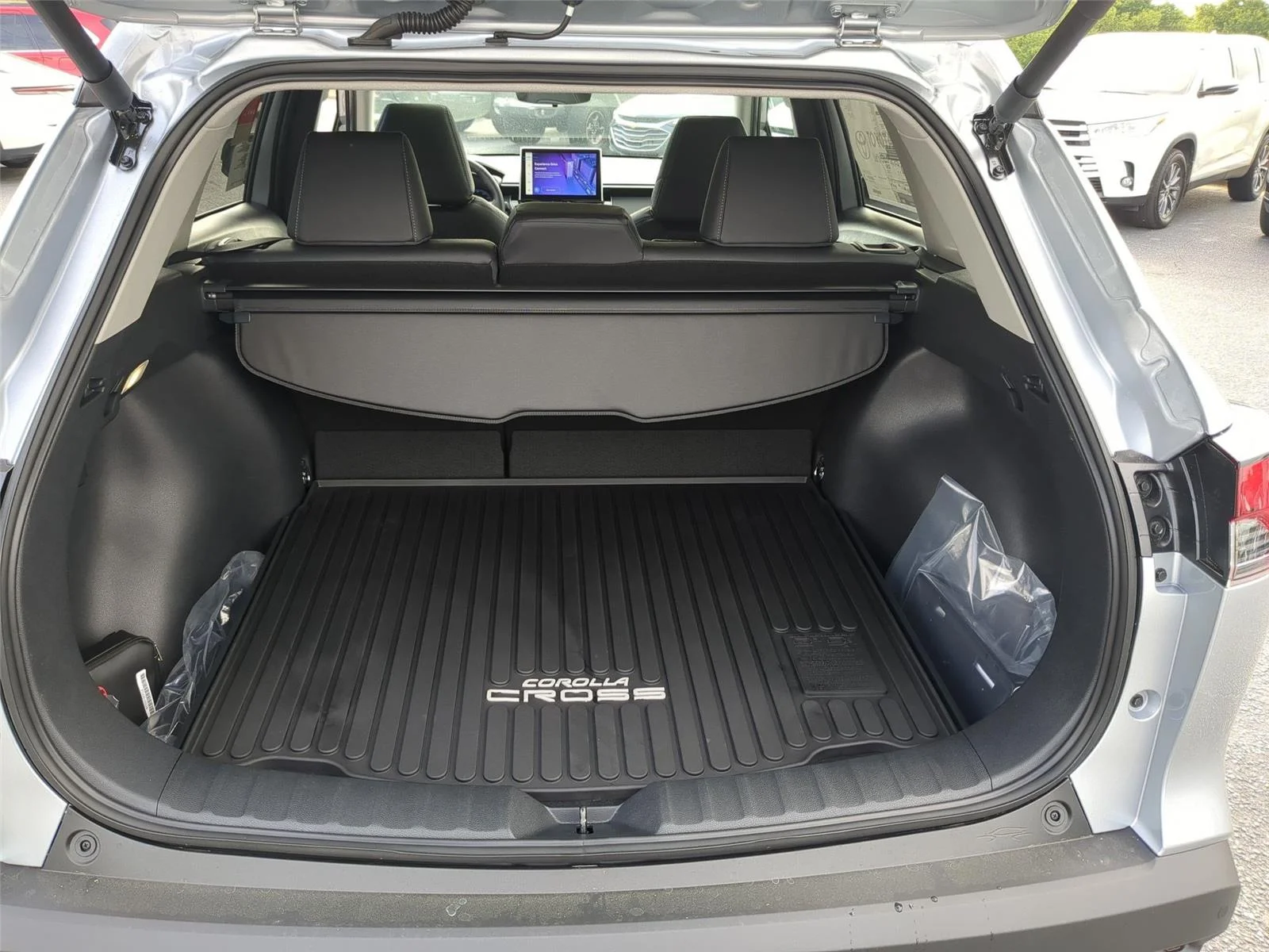 Used 2026 Sonic Silver Toyota XLE image 36