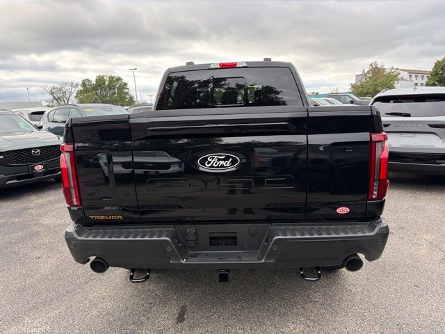 New 2026 Agate Black Metallic Ford Tremor® image 6