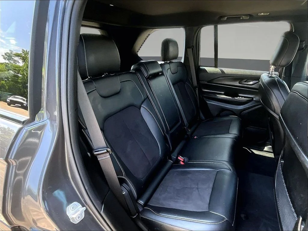 Used 2023 Gray Jeep Altitude X image 28