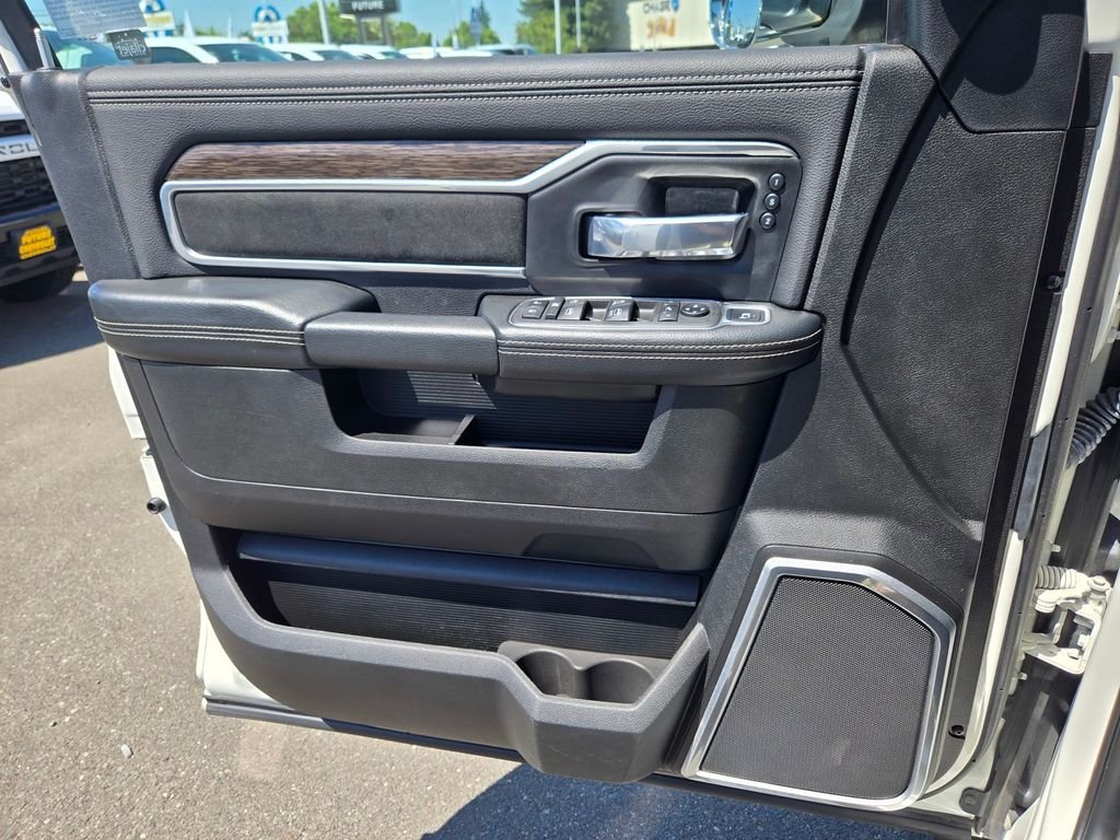 Used 2021 White Ram Laramie image 13