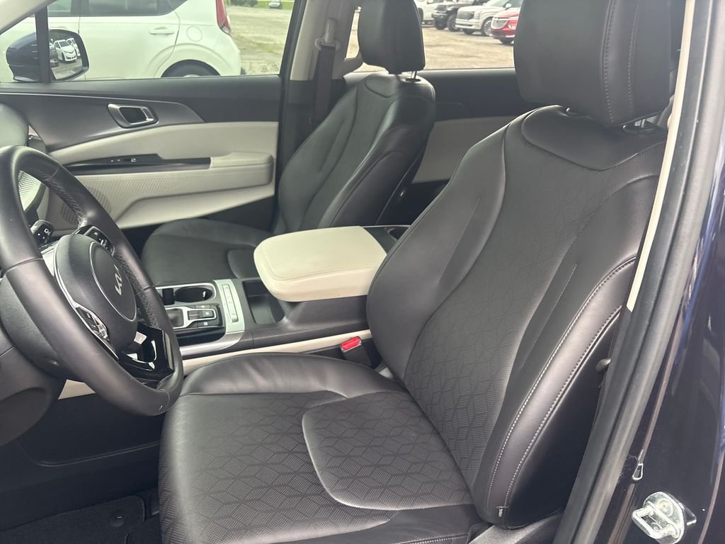 Used 2024 Blue Kia LX image 30