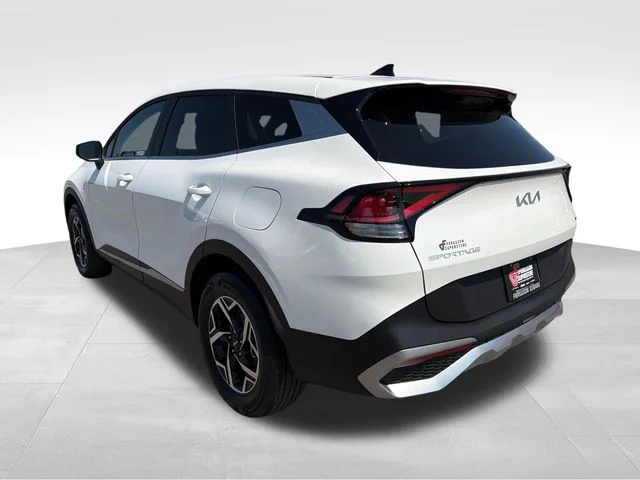 Used 2024 White Kia LX image 5