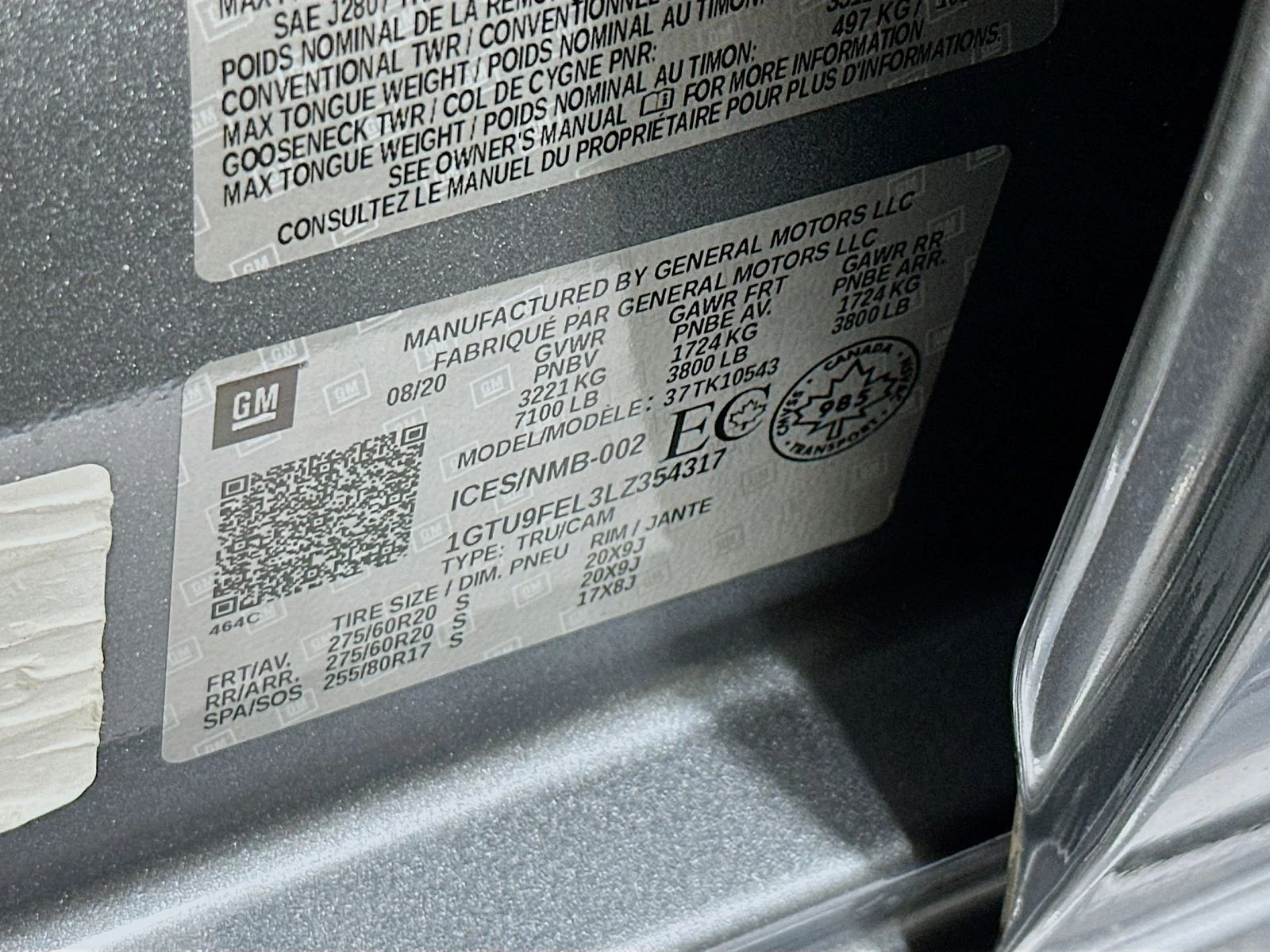 Used 2020 Steel Metallic GMC Denali image 34