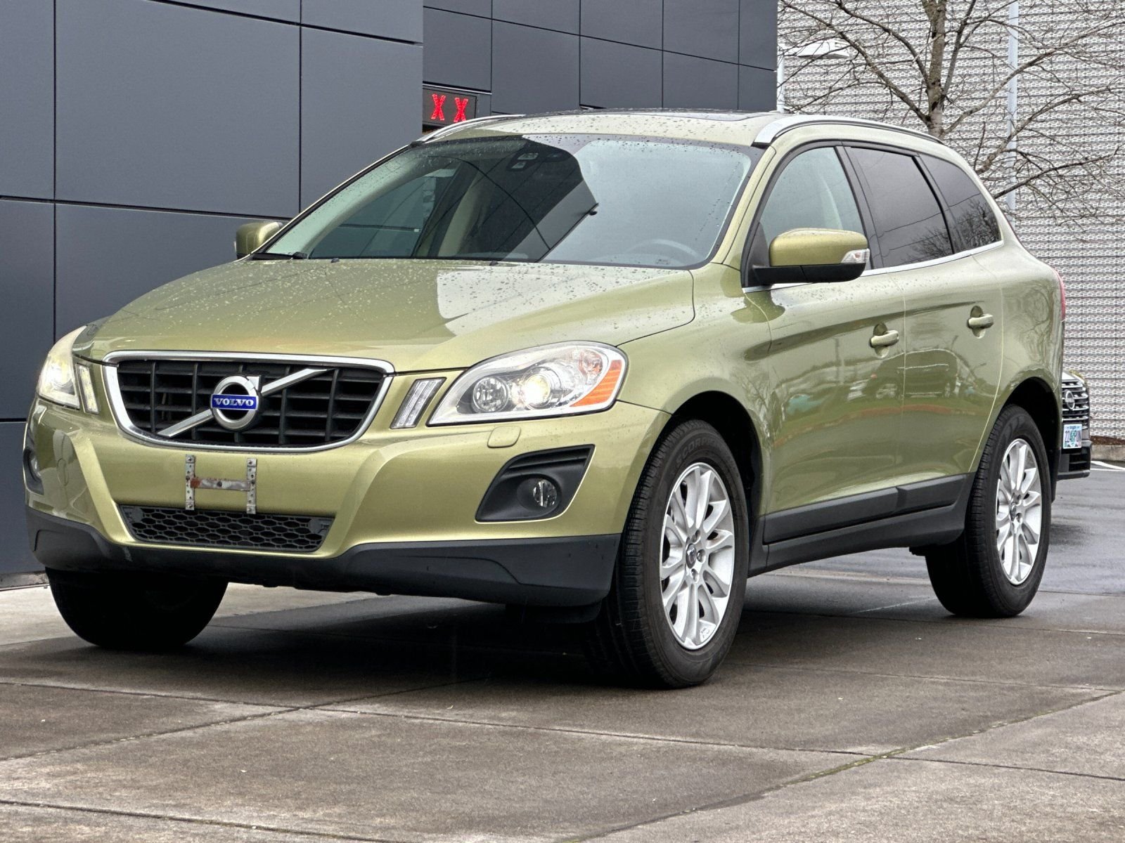 Used 2010 Lime Grass Green Volvo T6 image 7