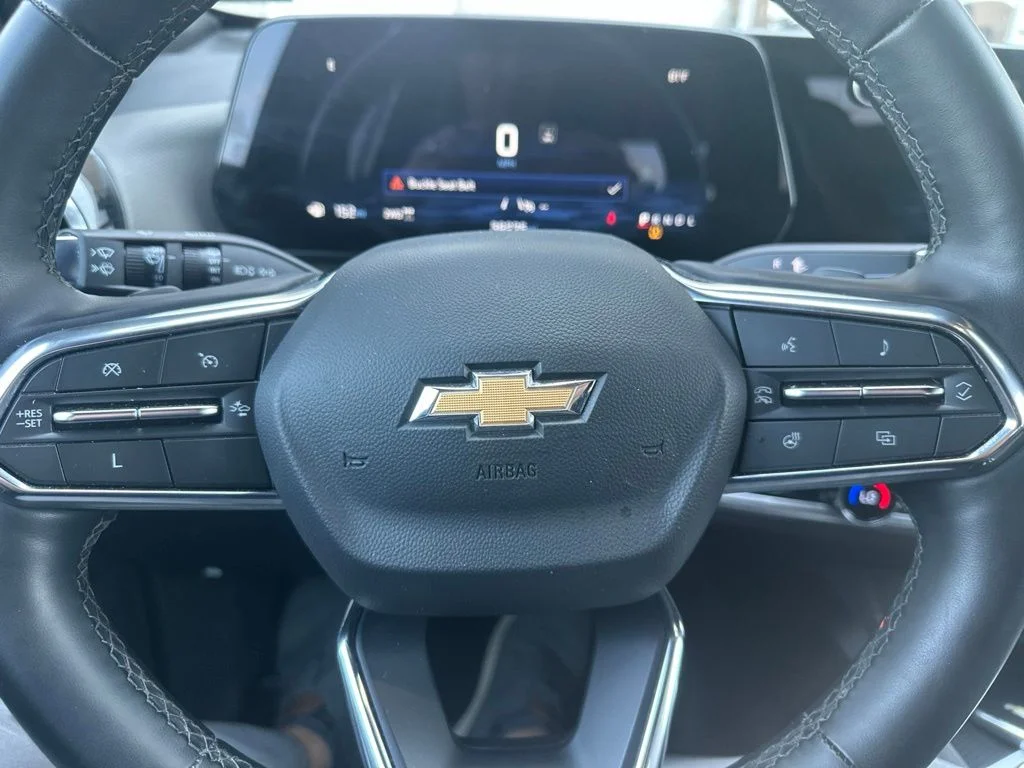 Used 2025 Green Chevrolet LT image 11