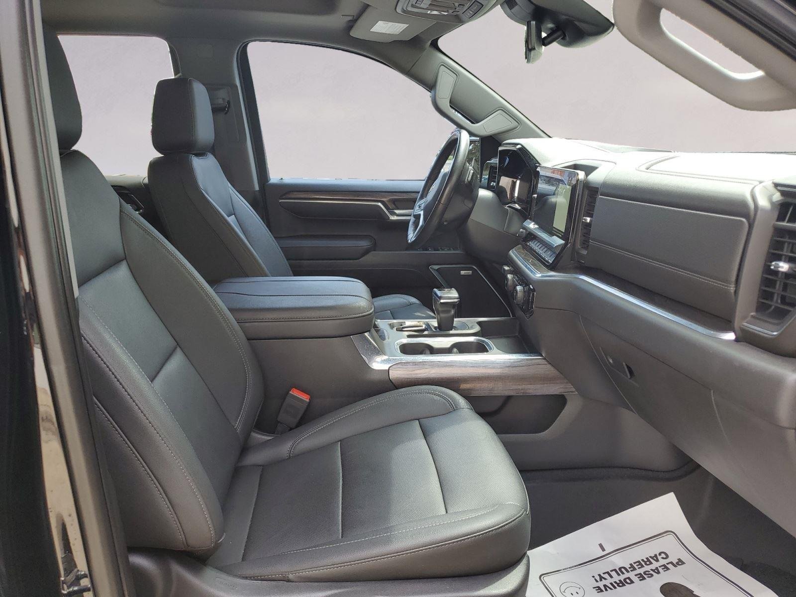 2023 Chevrolet Silverado 1500 LTZ - Photo 15