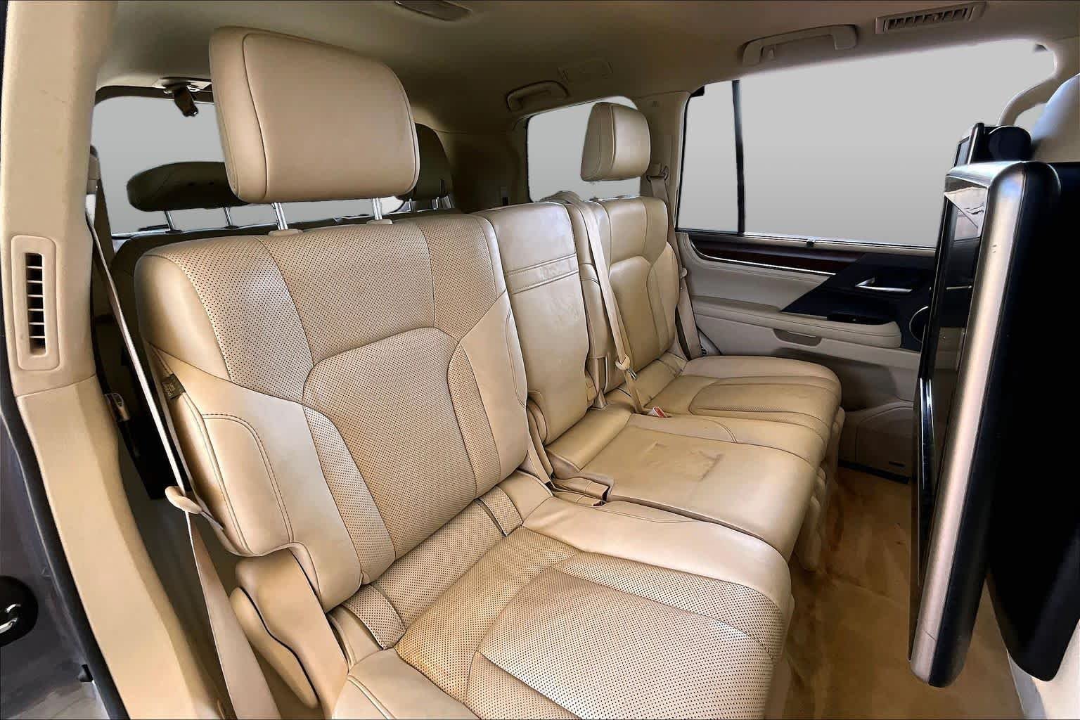 Used 2019 Nebula Gray Pearl Lexus  image 17