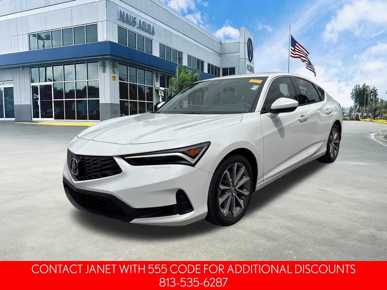 Used 2024 Platinum White Pearl Acura Base image 3
