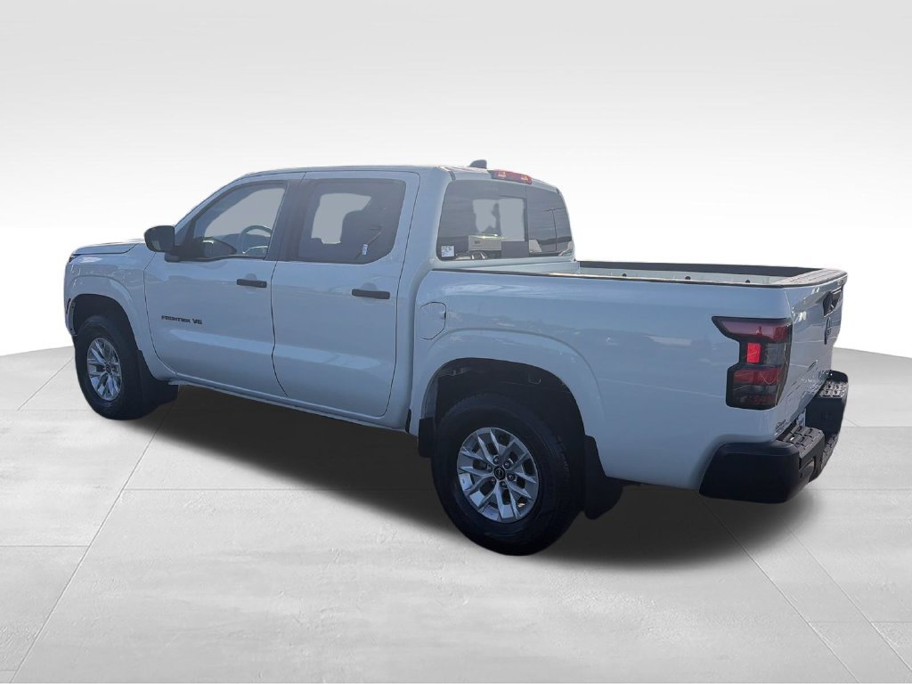 New 2027 White Nissan S image 3