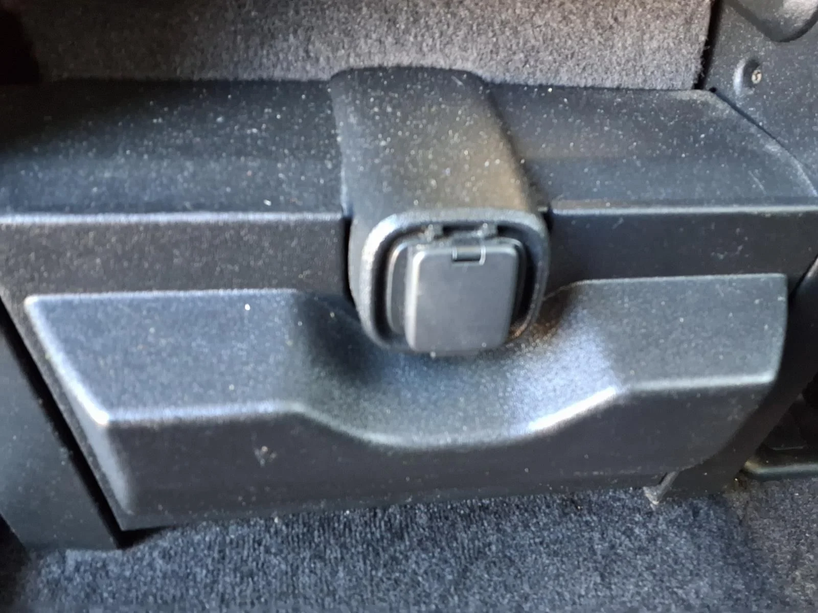Used 2016 Silver Ford XLT image 26