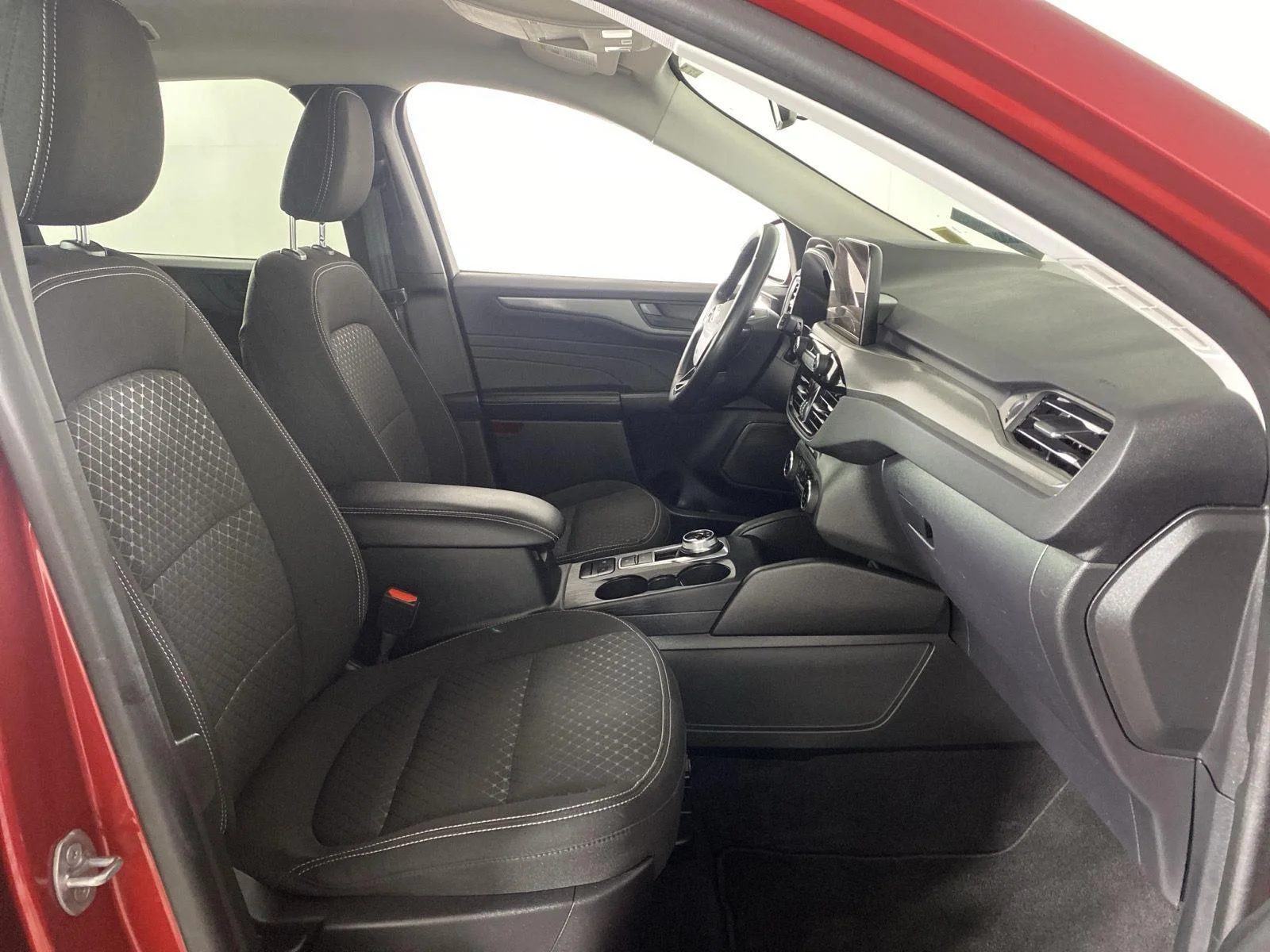 Used 2023 Rapid Red Metallic Tinted Clearcoat Ford Active image 28