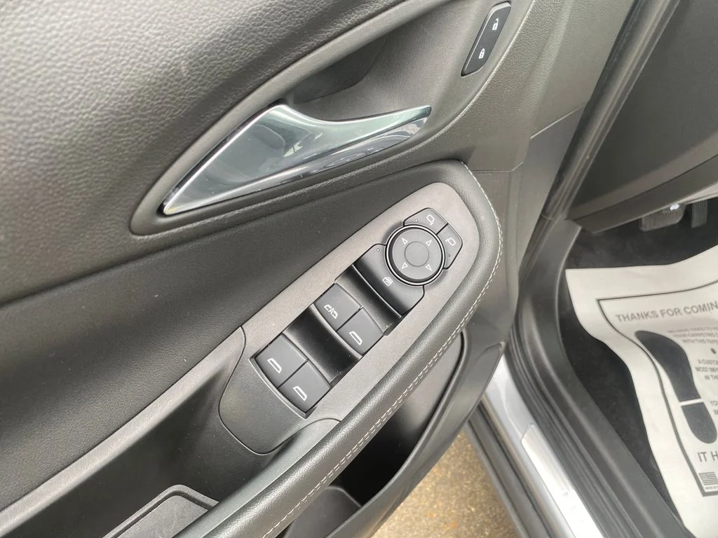 Used 2023 Gray Buick Preferred image 14
