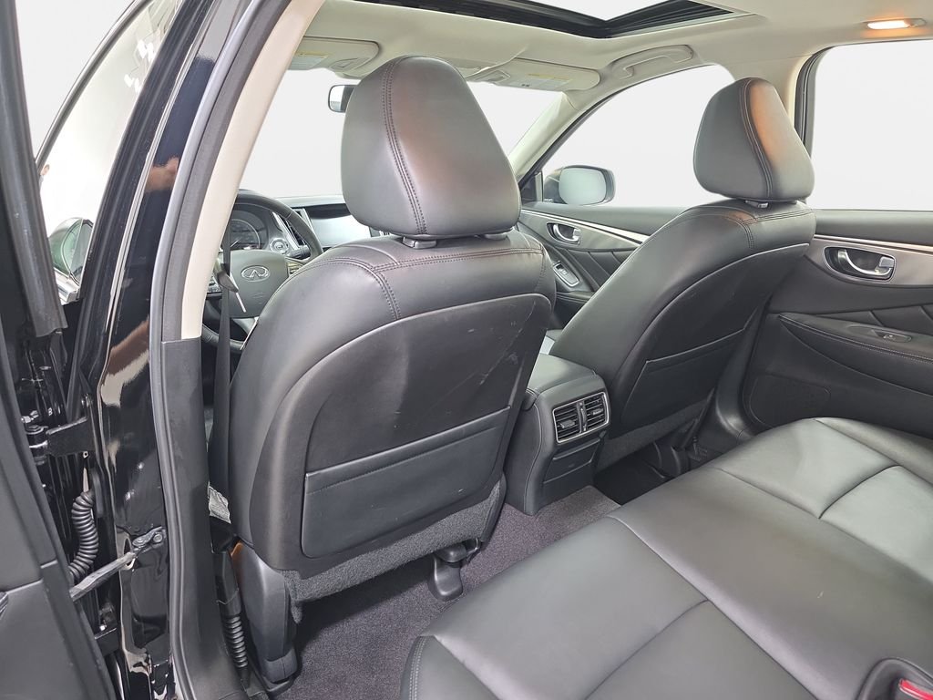 Used 2015 Black Obsidian INFINITI Base image 12