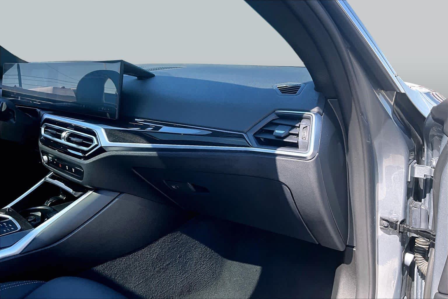 Used 2024 Skyscraper Grey Metallic BMW eDrive35 image 17
