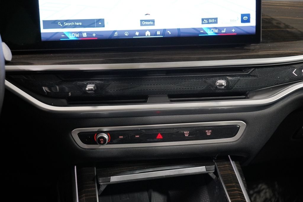 2024 BMW X7 40i - Photo 21