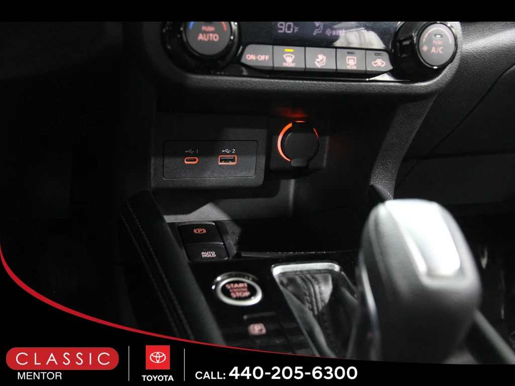 2024 Nissan Kicks SR - Photo 13
