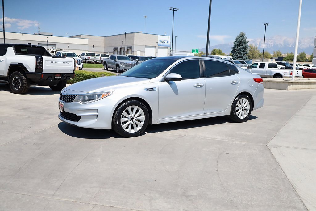 2016 Kia Optima EX photo 2
