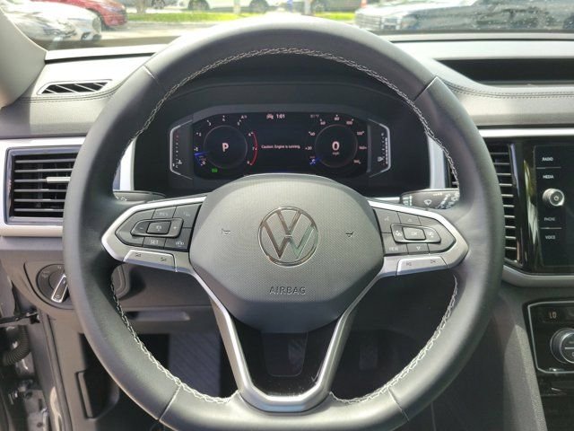 2022 Volkswagen Atlas SE w/Tech - Photo 22