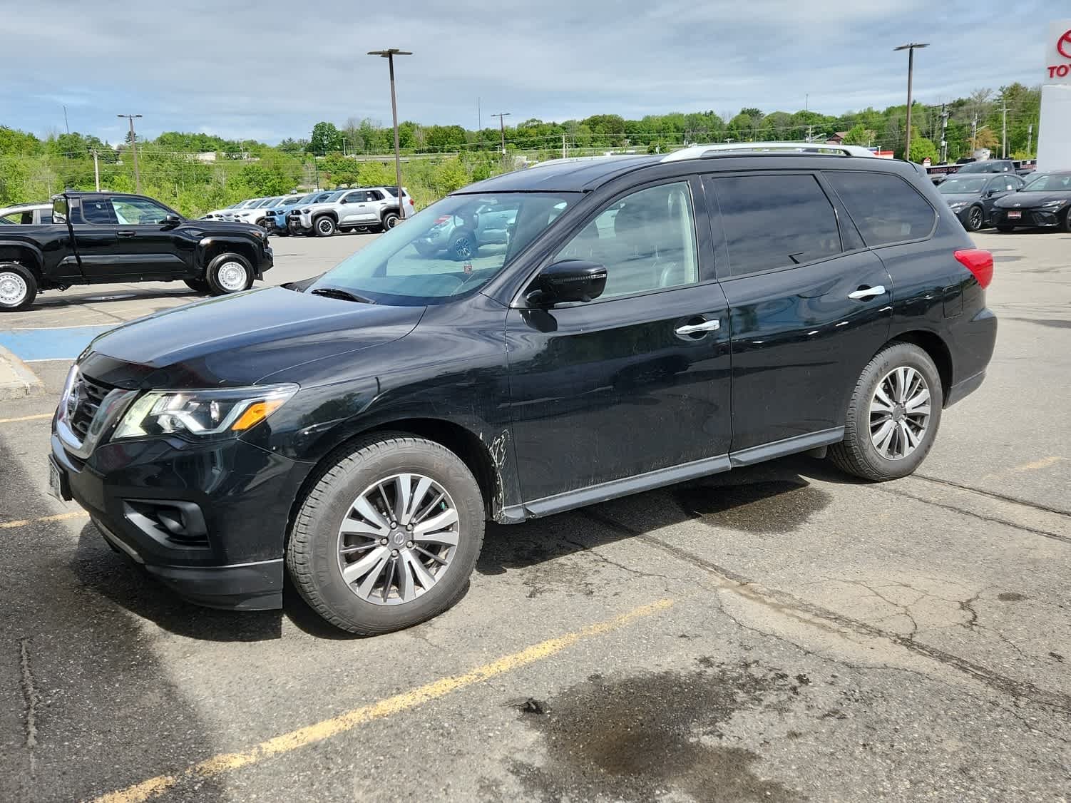2020 Nissan Pathfinder SL 4WD's photo