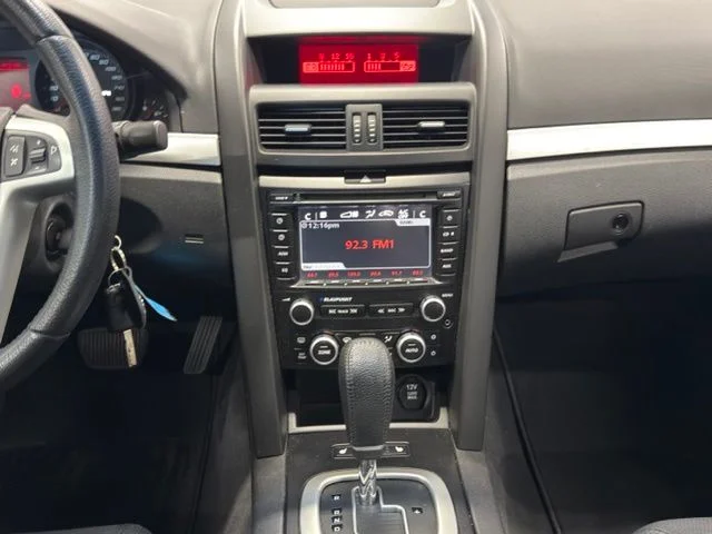 Used 2008 Red Pontiac GT image 17