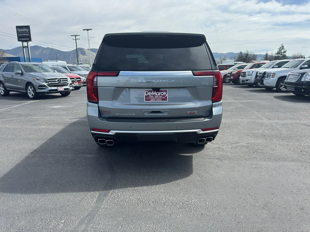 2026 GMC Yukon XL Denali - Photo 3