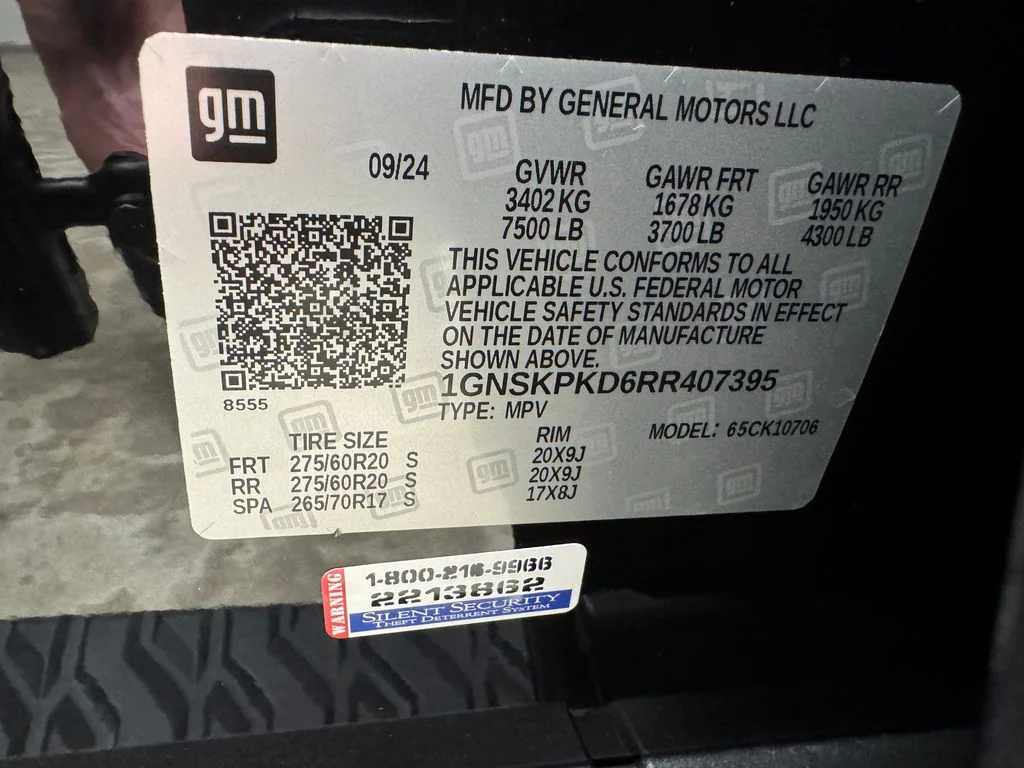 Used 2024 Black Chevrolet Z71 image 32