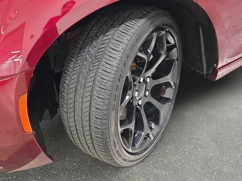 Used 2018 Velvet Red Pearlcoat Chrysler Touring image 29