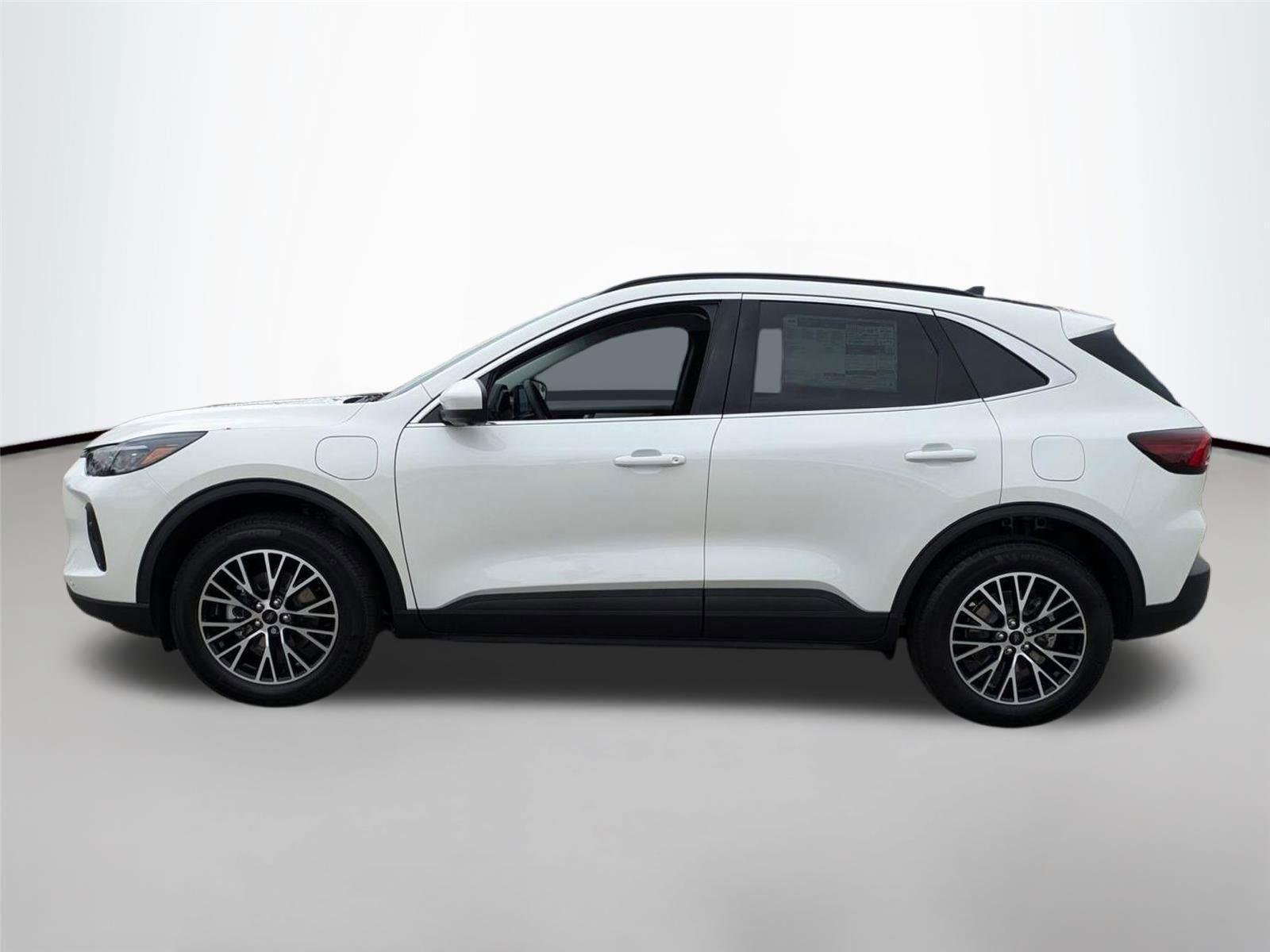 New 2025 Star White Metallic Tri-Coat Ford PHEV image 8