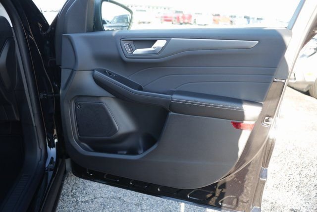 New 2026 Agate Black Metallic Ford Active® image 38