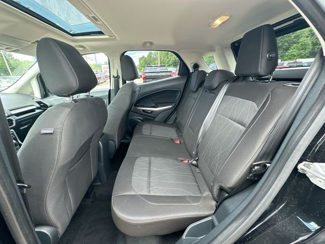Used 2019 Black Ford SE image 27
