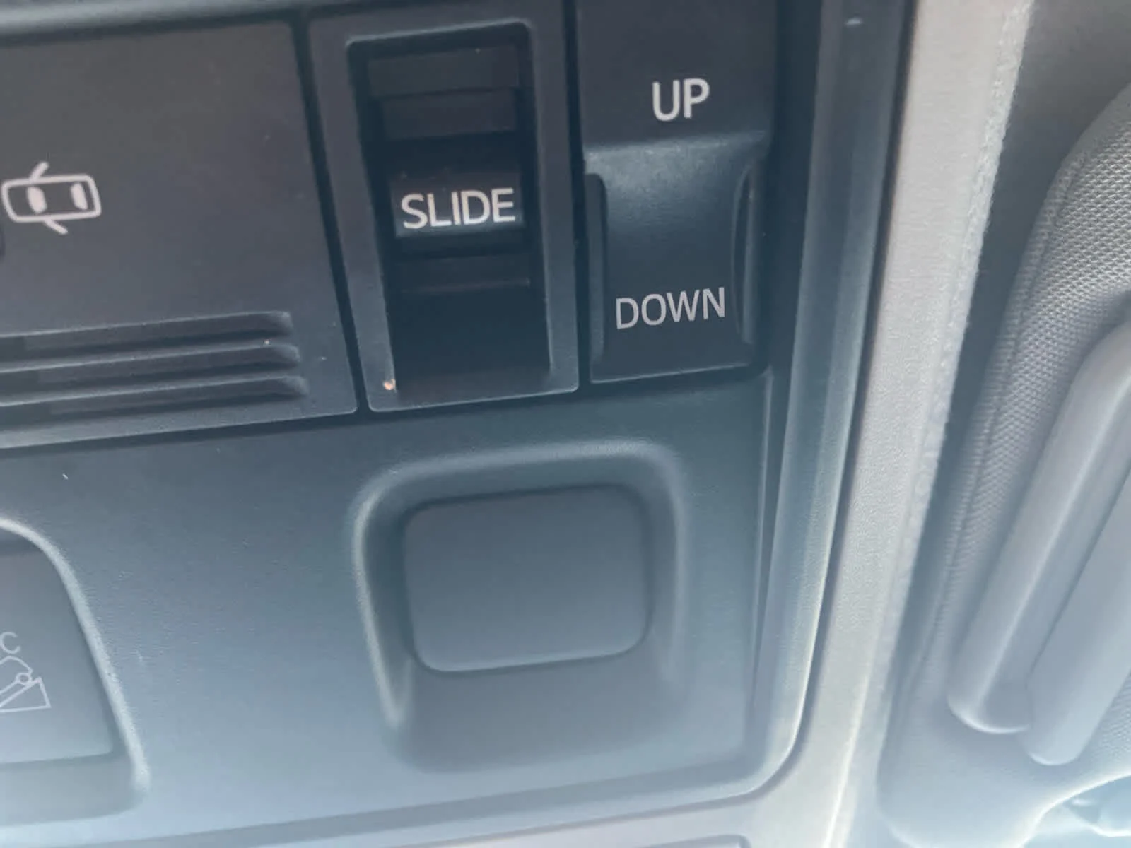 Used 2017 Super White Toyota SR5 Premium image 20