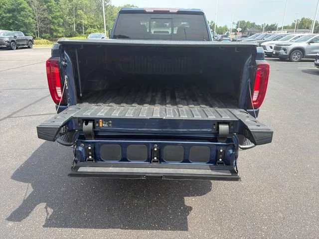 Used 2021 PACIFIC BLUE METALLIC GMC SLT image 28