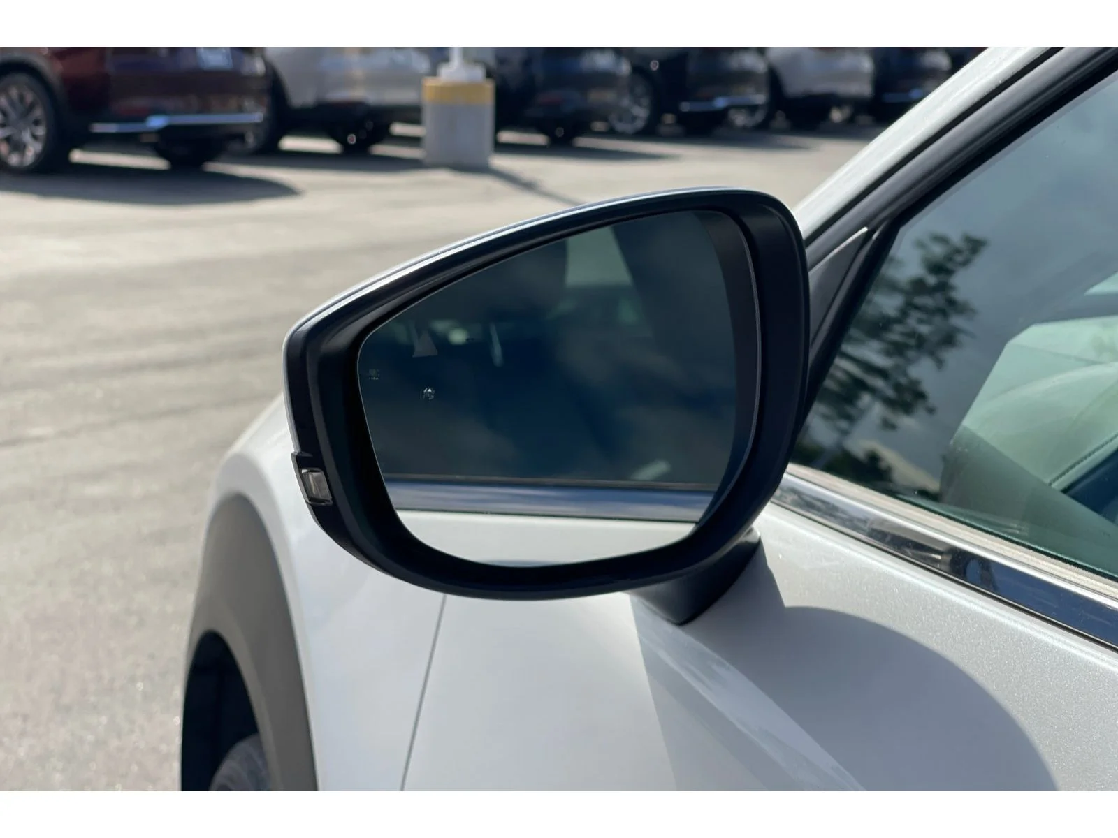Used 2023 SNOWFLAKE WHITE P Mazda 2.5 S Select Package image 52