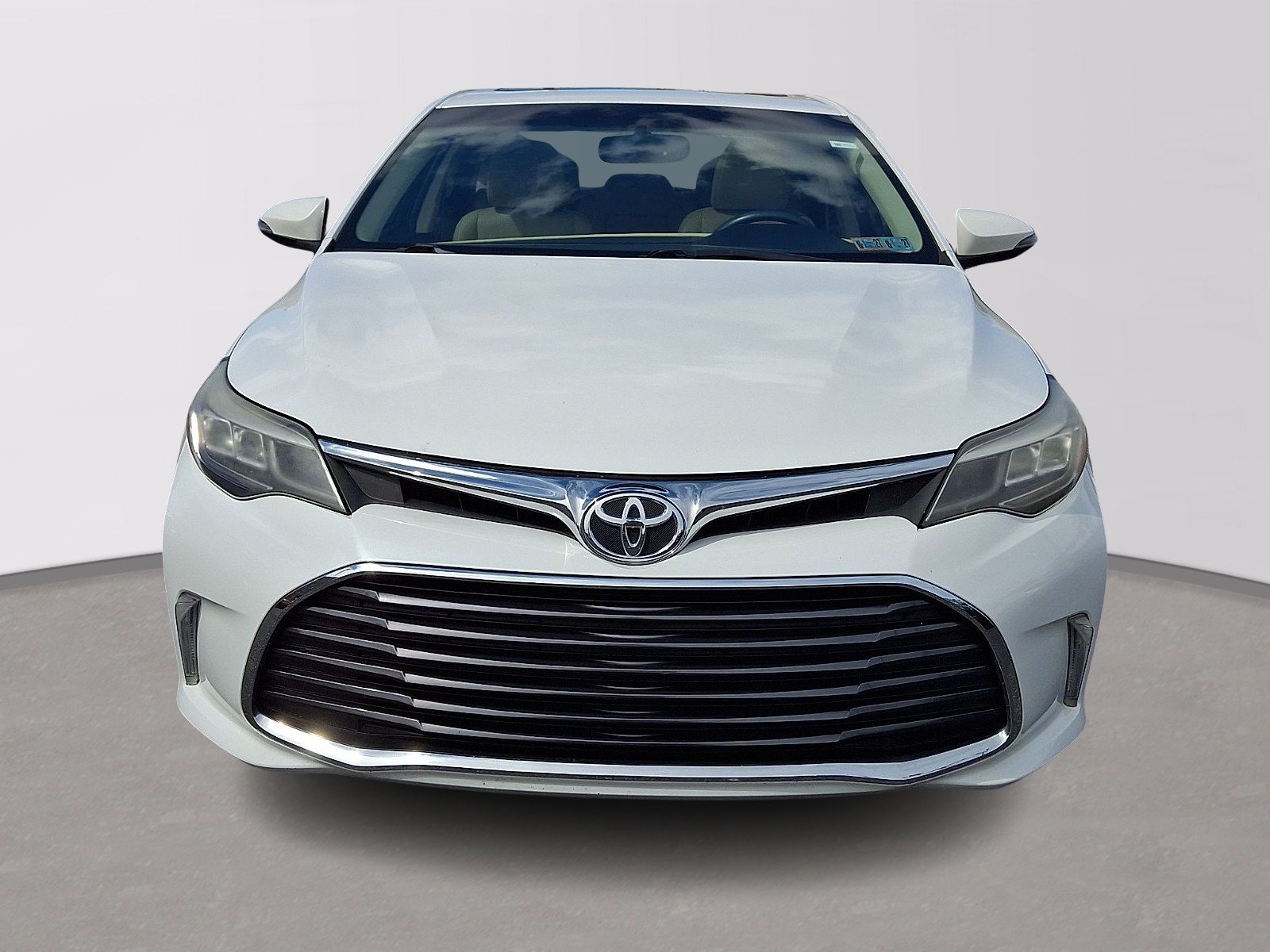 Used 2016 Blizzard Pearl - 070 Toyota Touring image 2