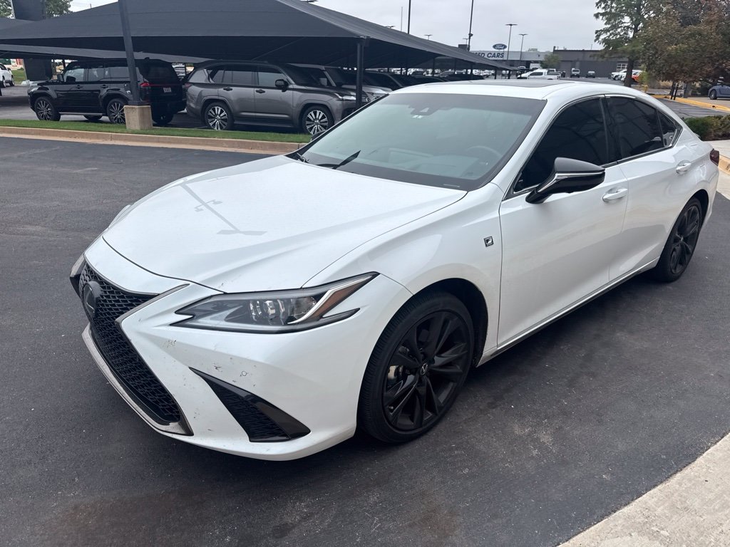 2025 Lexus ES