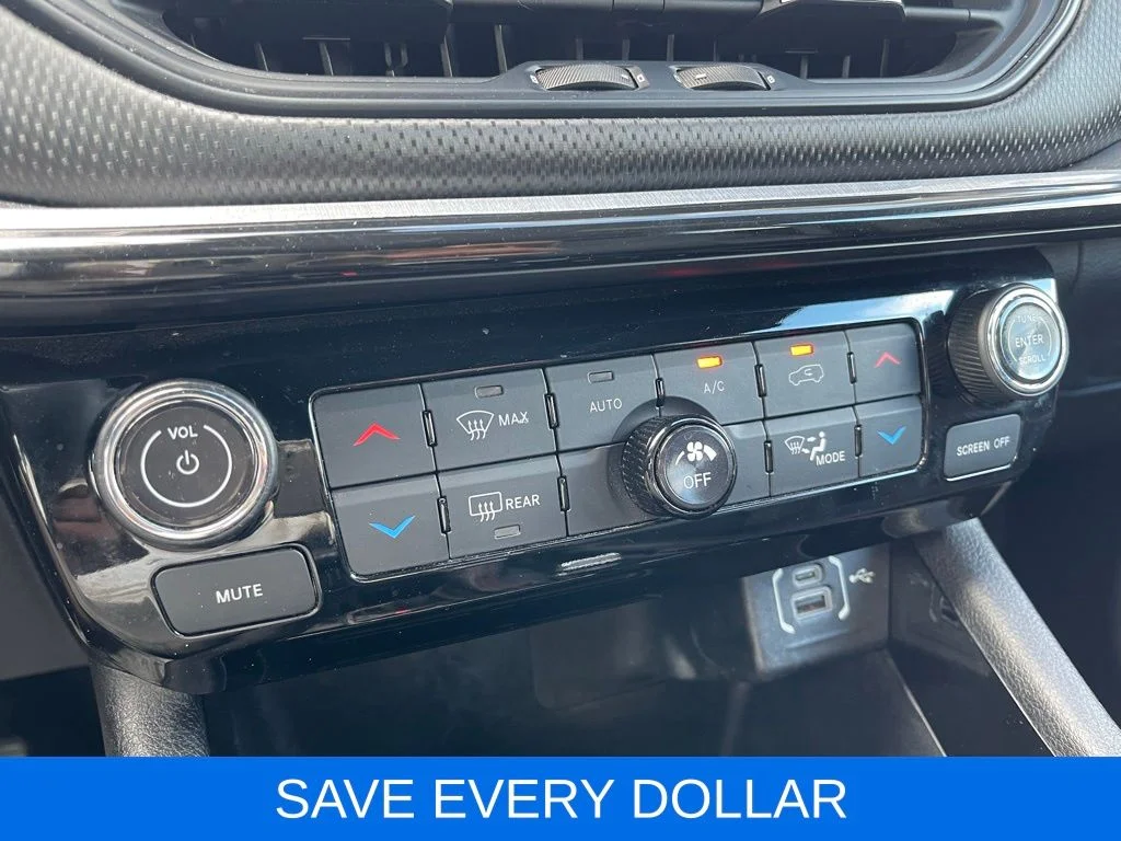 Used 2023 Gray Jeep Trailhawk image 15