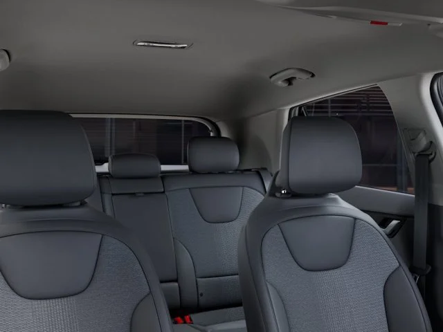 New 2026 Snow White Pearl Kia WIND image 27