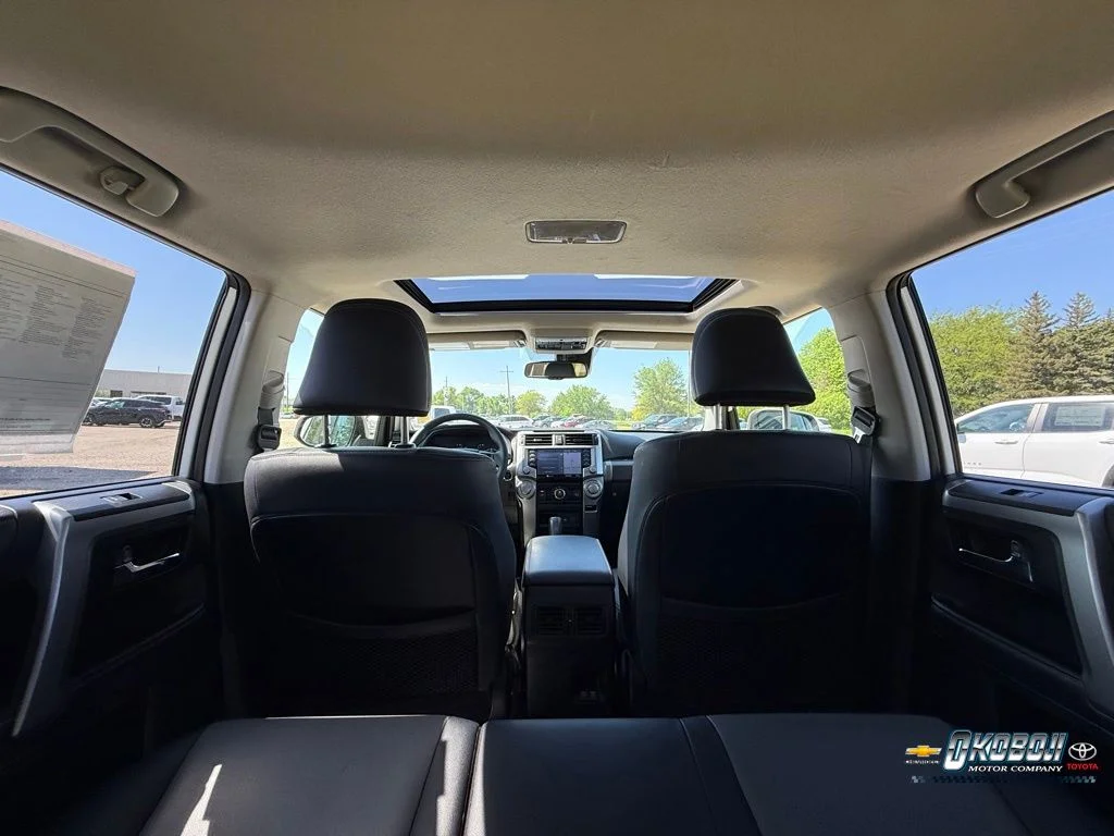 Used 2020 White Toyota SR5 Premium image 16