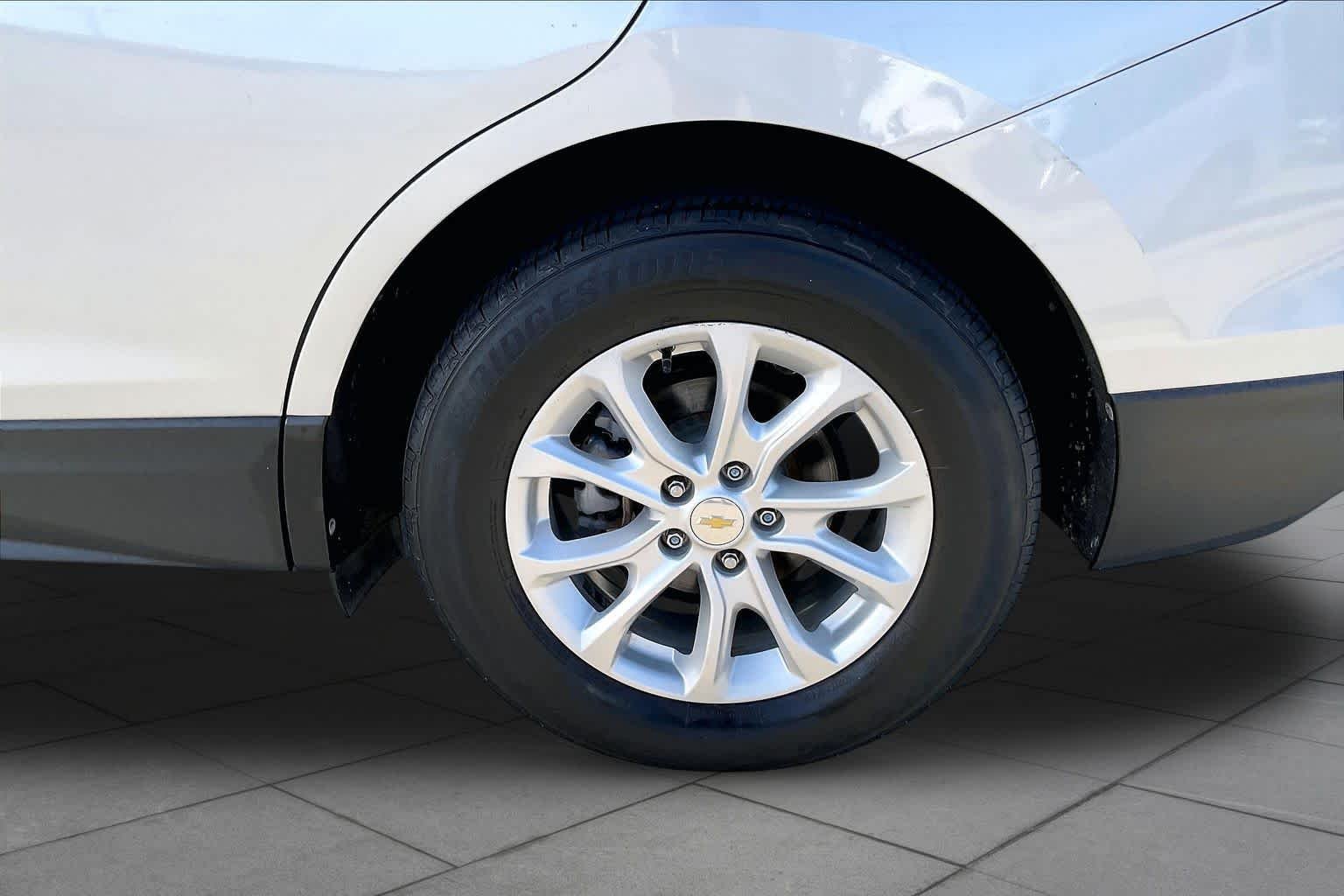Used 2018 Silver Ice Metallic Chevrolet LT image 10