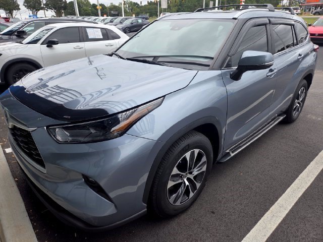Used 2023 Blueprint Toyota XLE image 4