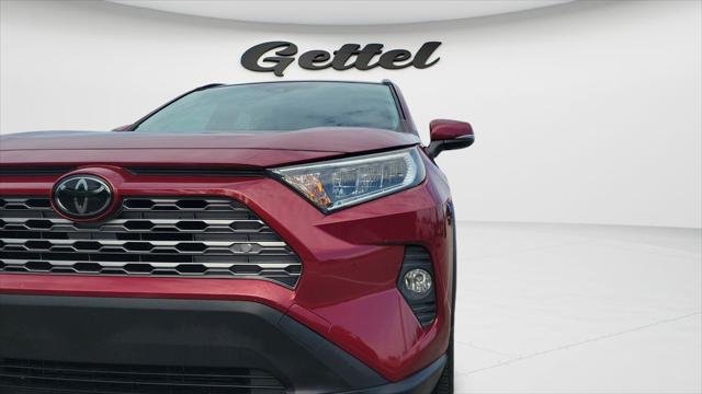 Certified Used 2019 RUBY FLARE PEARL Toyota  image 25