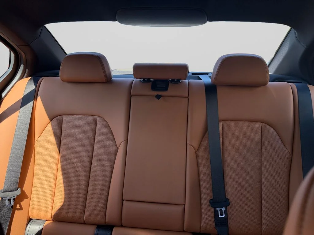 2025 BMW 3 Series M340i - Photo 16