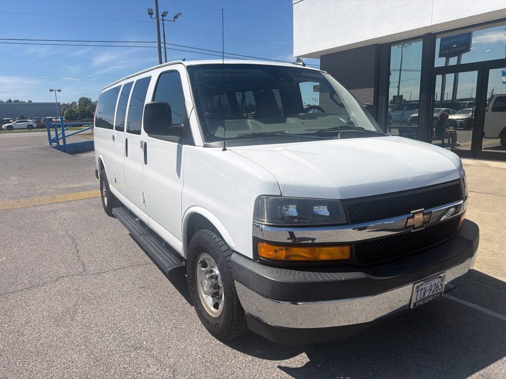 Used 2020 SUMMIT WHITE Chevrolet LT image 2