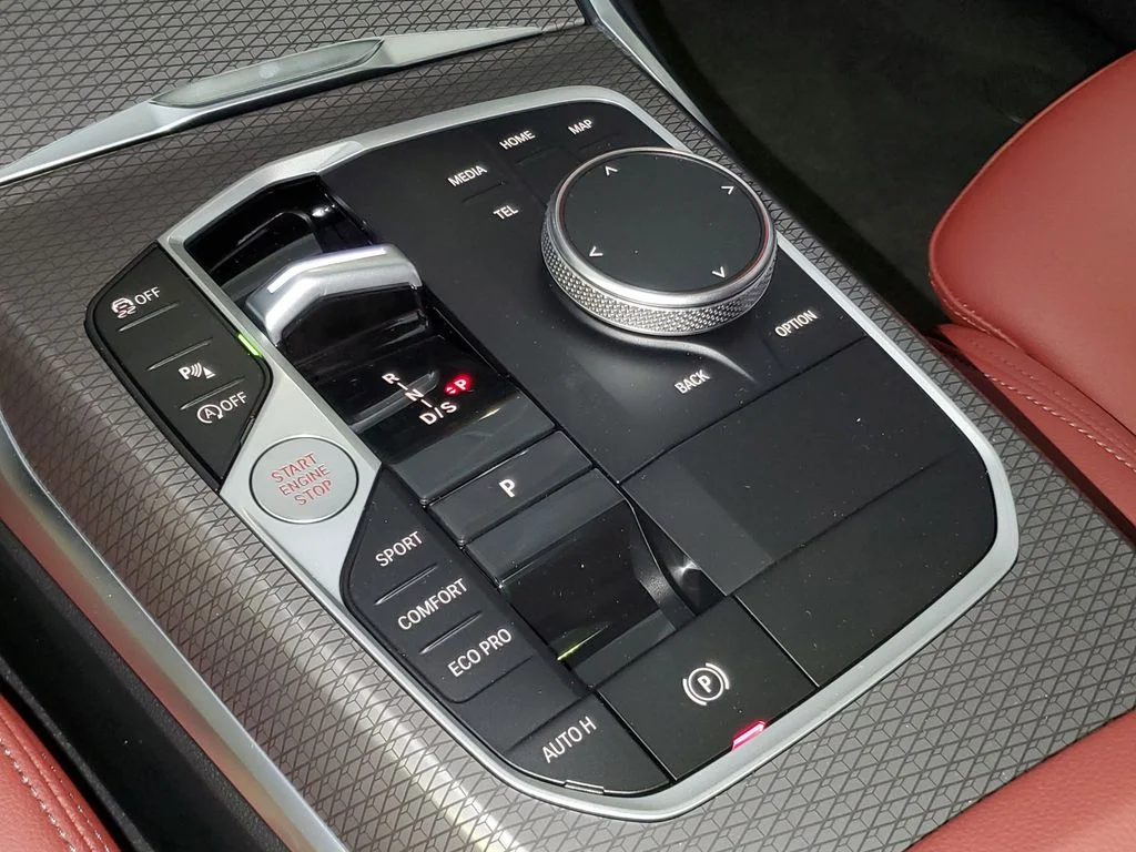New 2026 Alpine White BMW 330i image 25