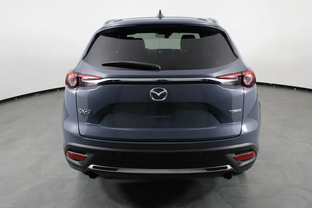 Used 2021 Gray Mazda Carbon Edition image 9