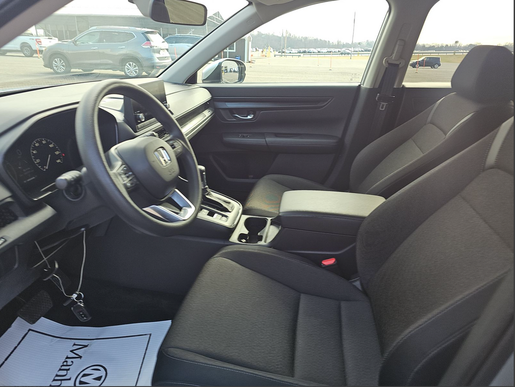 2025 Honda CR-V LX - Photo 12