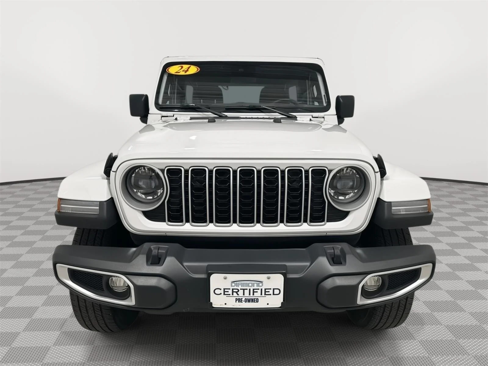 Used 2024 Bright White Jeep Sahara image 8